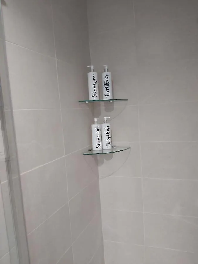 Apartment Ferienwohnung To Be In Málaga